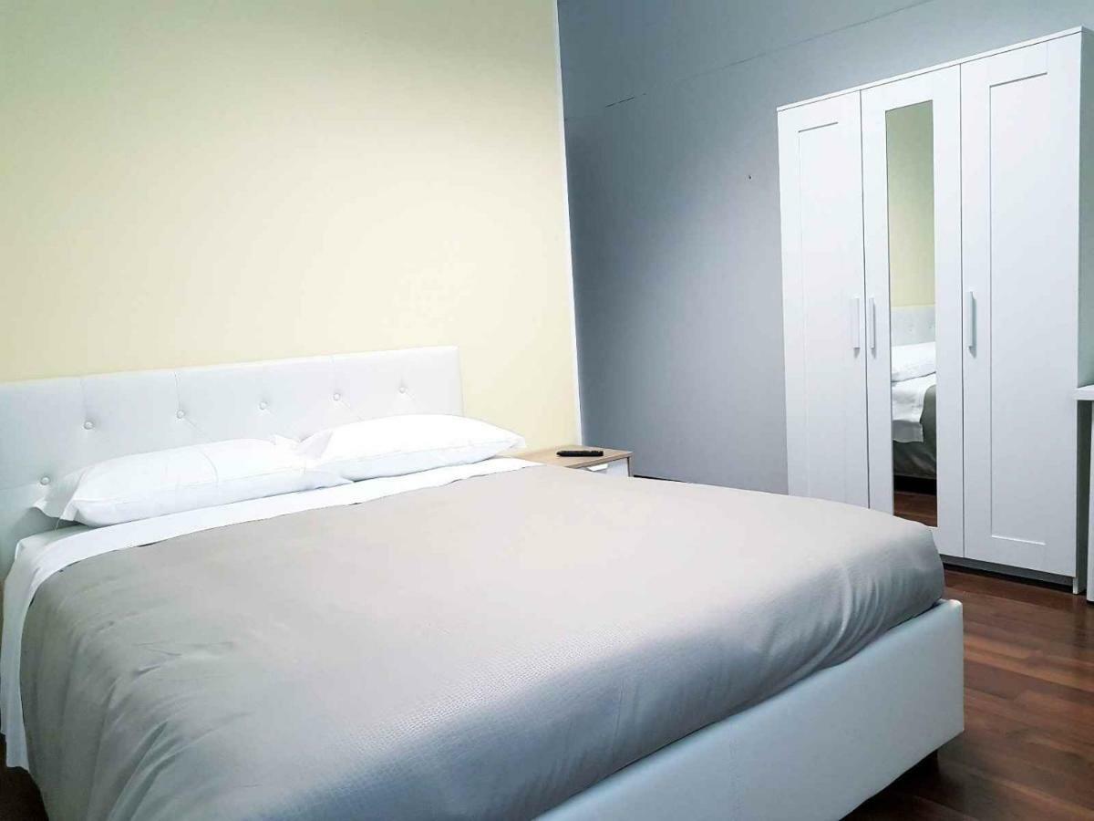 Hotel Piramide Reggio Emilia Exterior photo