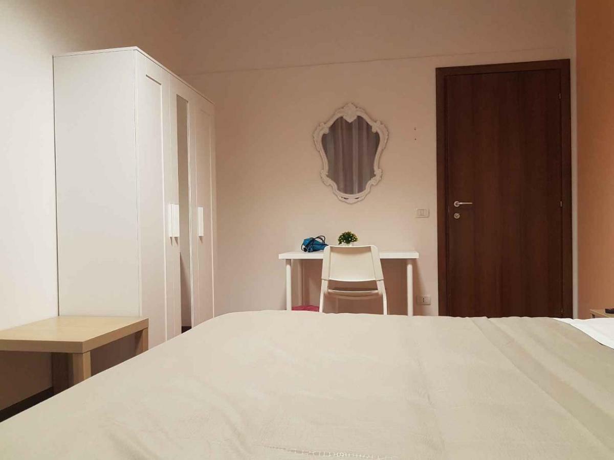 Hotel Piramide Reggio Emilia Exterior photo