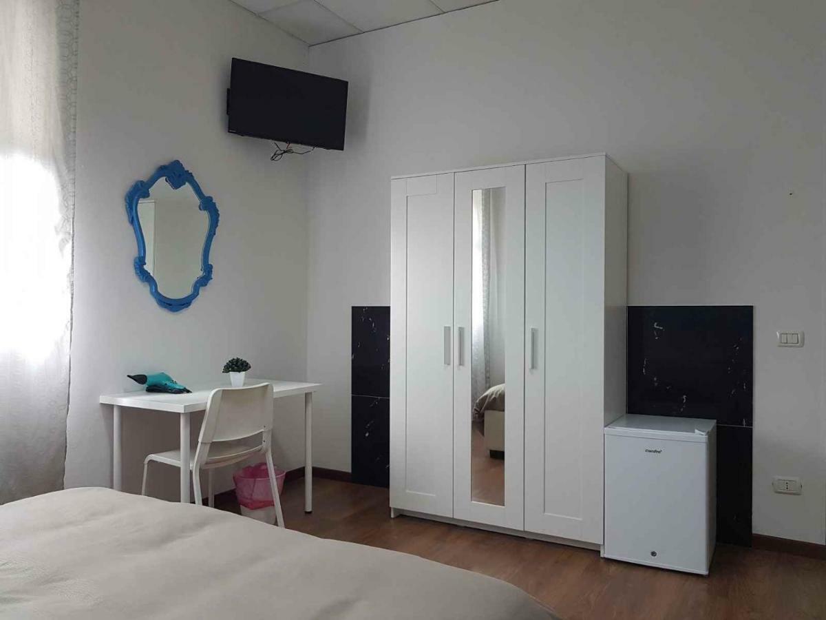 Hotel Piramide Reggio Emilia Exterior photo